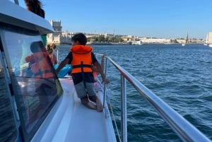 Lisbon: Private Catamaran Tour along the Tagus River