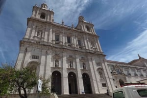 Lisbon:Private guided historical sightseeing Tour by TUK-TUK