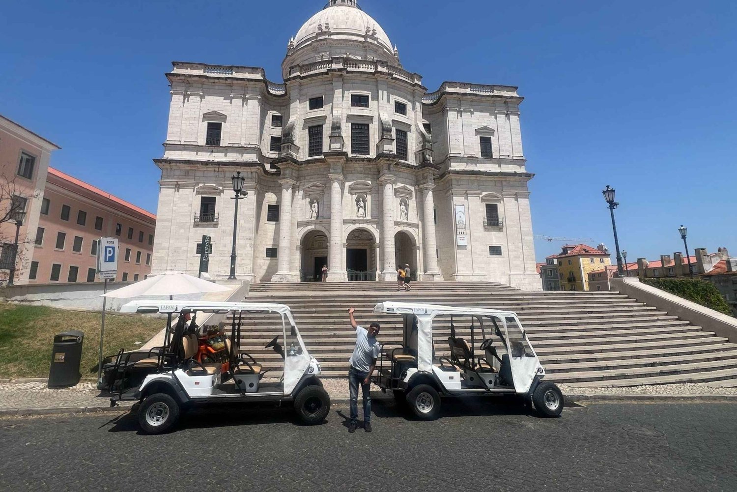 Lisbona: tour privato guidato in tuk tuk della città vecchia 8-10 punti