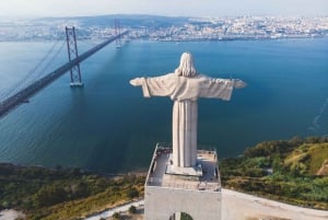 Lissabon: Privat lyxig tur till Belém, Cristo Rei och Alfama.