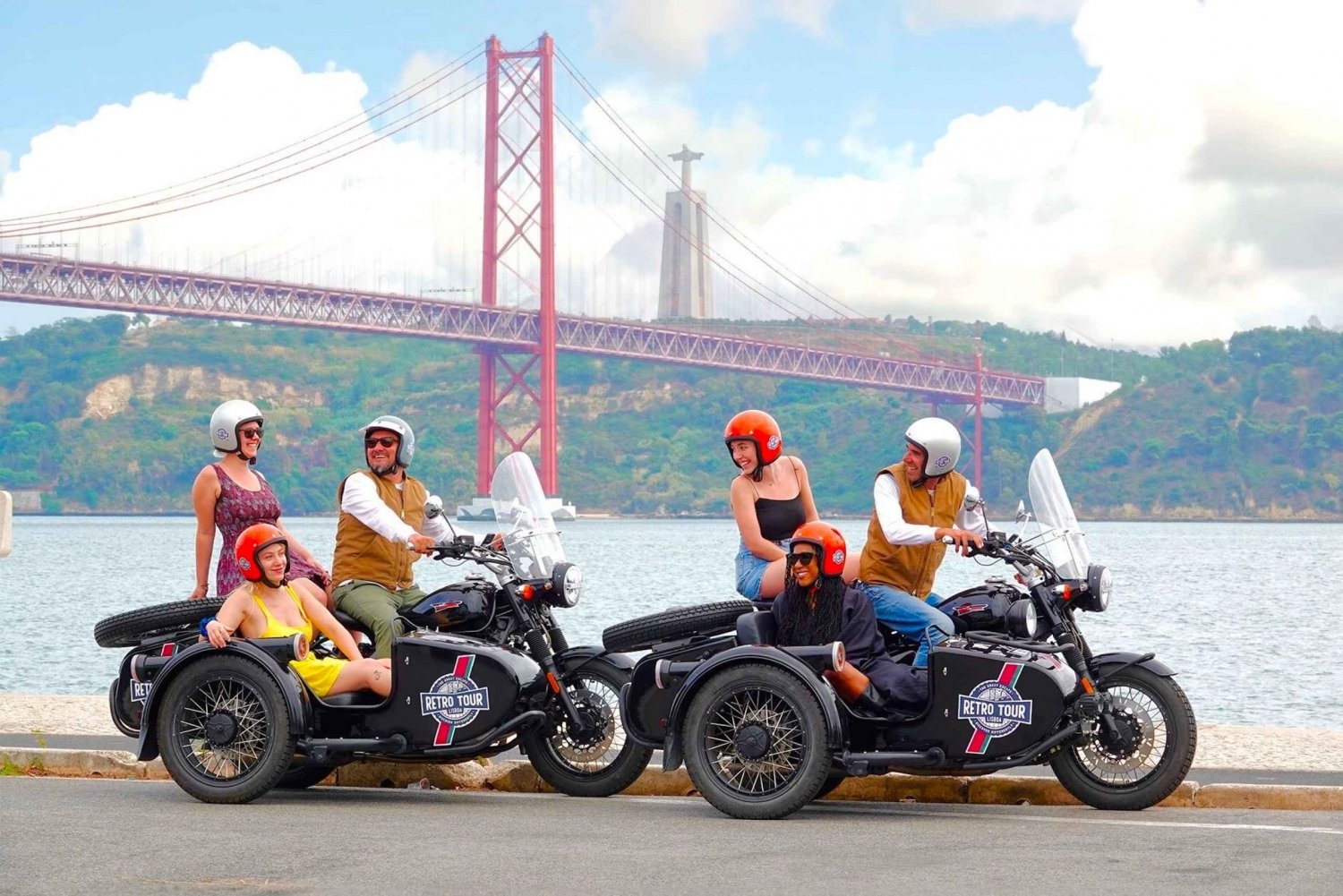 Lisbon : Private motorcycle Sidecar Tour