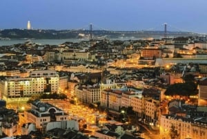Lisbon: Private Night Tour with Fado Dinner Show