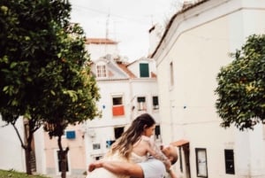 Lissabon: Privéfotoshoot in Alfama met bewerkte foto's