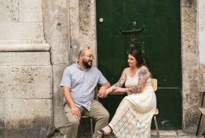 Lissabon: Privéfotoshoot in Alfama met bewerkte foto's