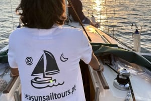 Lissabon: Private Tour mit dem Segelboot auf dem Tejo