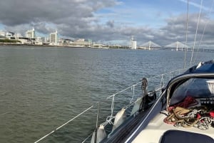 Lisbon: Private Sailing Experience on the Tagus River