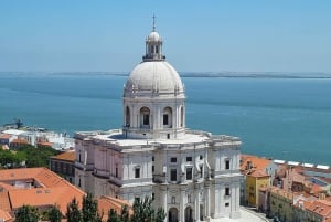 Lisbon: Private Sightseeing Tour in a Vintage Tuk Tuk