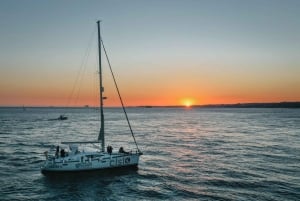 Lisbon: Private Tagus River Yacht Tour