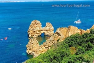 Lisbona: tour privato Benagil, Algar Seco, Portimao e Lagos
