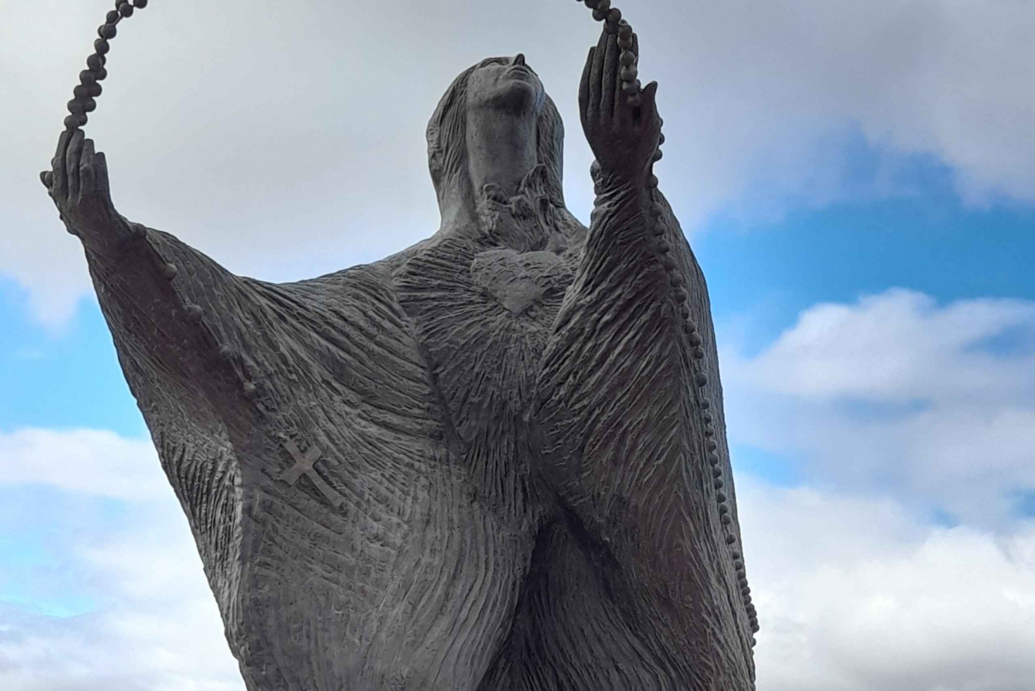 Lisbon: Private Tuk Tuk Tour Christ the King & Abril Bridge