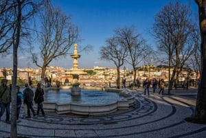 Lisbon: Private Tour by Tuk Tuk