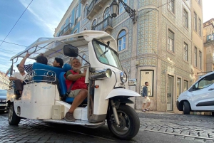 Лиссабон: частный тур на тук-туке с веганским обедом