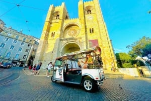 Lisbonne : visite guidée privée en tuk-tuk avec prise en charge à l'hôtel