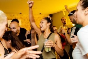 Lisbon: Pub Crawl with Open Bar, Shots, & VIP Club Entry