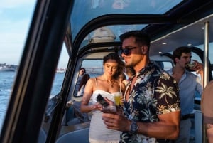 Lisbon: VIP Cruise with Unlimited Drinks, Views & Commentary