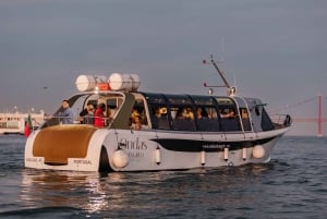Lisbon: VIP Cruise with Unlimited Drinks, Views & Commentary