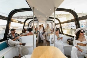 Lisbon: VIP Cruise with Unlimited Drinks, Views & Commentary