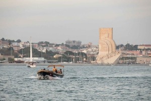 Cruzeiro exclusivo ao pôr do sol em Lisboa – pizza e open bar