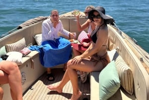 Cruzeiro exclusivo ao pôr do sol em Lisboa – pizza e open bar