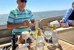 Cruzeiro exclusivo ao pôr do sol em Lisboa – pizza e open bar