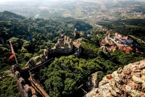 Lisbonne : Louez une voiture privée avec chauffeur et planifiez votre visite.
