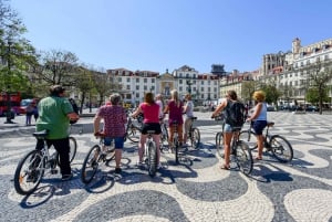 Lisbon: Riverside Light Bicycle Tour in Dutch