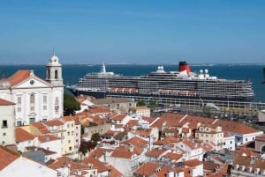 Lisbon Tuktuk sightseeing city tour (Old town/Alfama)