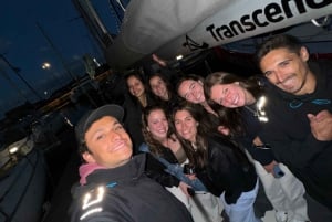 Lisbon: Sailboat Tour with Local Guide and Green Wine