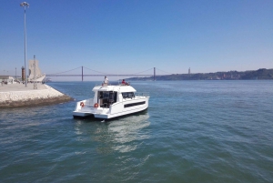 Lisbon: Sailing Tour on the Tagus River