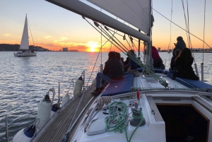 Lisbon: Sailing Tour on the Tagus River