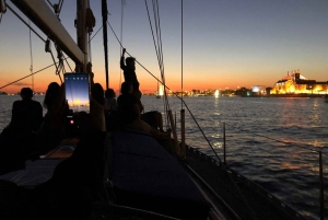 Lisbon: Sailing Tour on the Tagus River