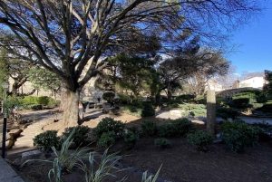 Lisboa: Saint George's Castle Entry & City Self-Guided Tours