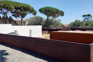 Lisbon: São Jorge Castle Skip-the-Line Entry with Audioguide