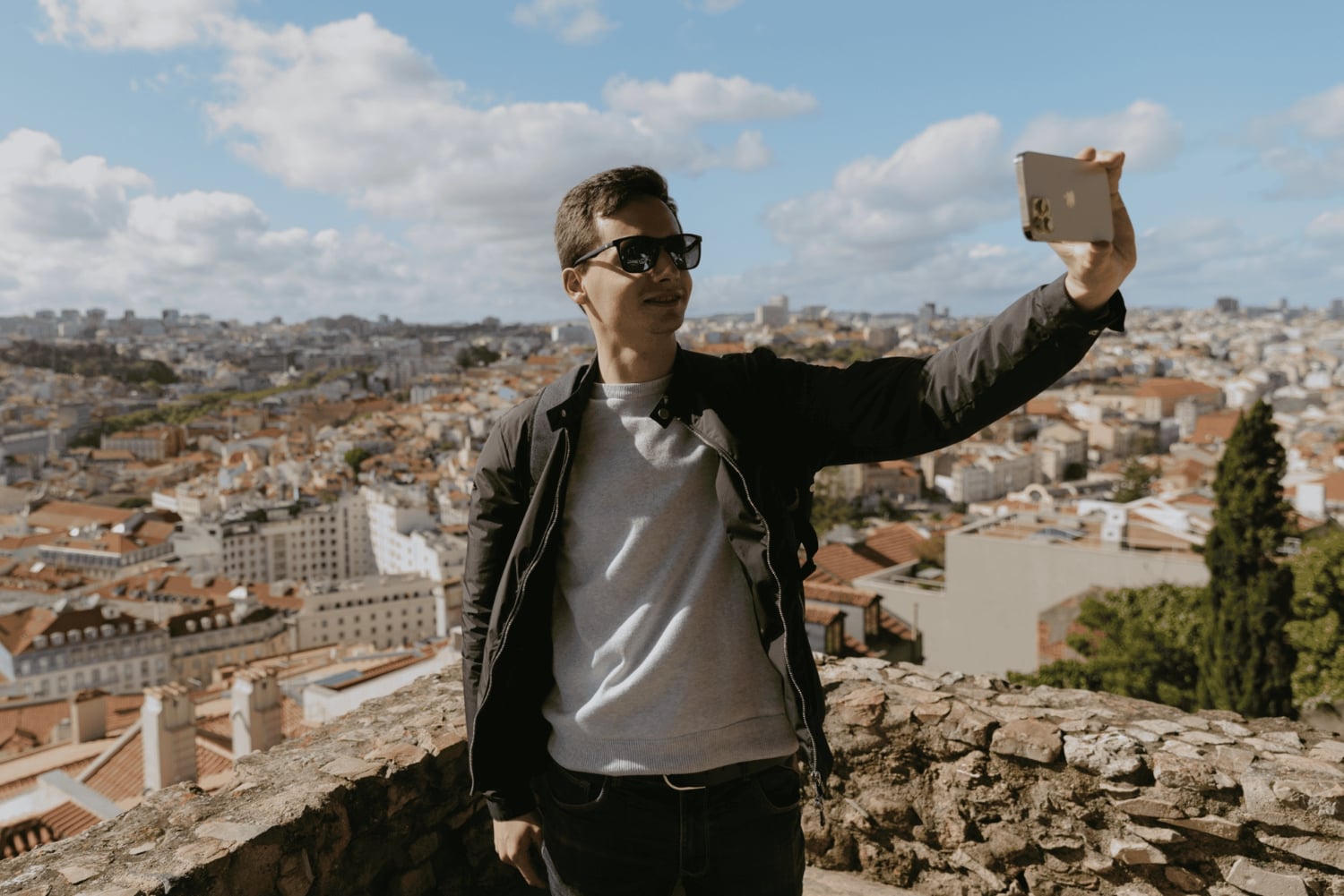 Lisbon: São Jorge Castle Skip-the-Line Ticket & Guided Tour
