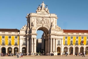 Lisbon, Chiado-Baixa, Scavenger Hunt and Self-Guided Tour