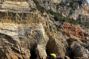 Lisbon: Sesimbra Kayak Discovery Experience