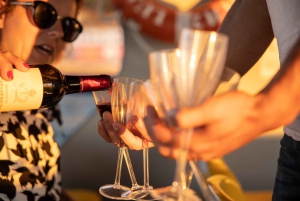 Lisbon: Sightseeing Boat Tour with Hop-On Hop-Off Option