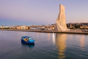 Lisbon: Sightseeing Boat Tour with Hop-On Hop-Off Option