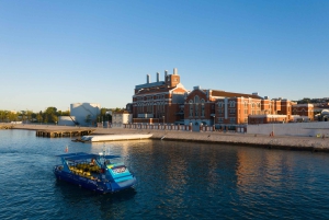 Lisbon: Sightseeing Boat Tour with Hop-On Hop-Off Option