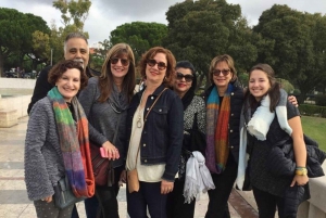 Lisbon: Sintra, Pena Palace and Cascais Region Private Tour