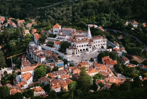 Lisbon: Sintra, Pena, Moorish Castle & Regaleira Day Tour