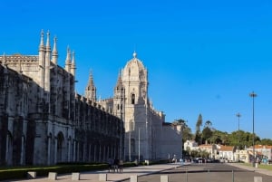 Lissabon: Sintra, Pena-Palast, Belém-Tour + Bootsfahrt bei Sonnenuntergang