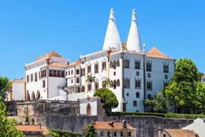 Lisbon: Sintra, Pena Palace, Cabo da Roca & Cascais Day Tour