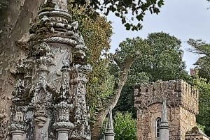 Lisbon: Sintra, Pena Palace, Quinta Regaleira, Cascais Tour