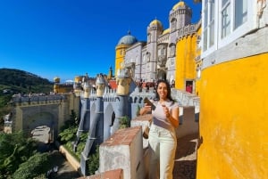 Lisbon: Sintra, Pena Palace, Quinta Regaleira, Cascais Tour