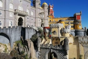 Lisbon: Sintra, Pena Palace, Quinta Regaleira, Cascais Tour