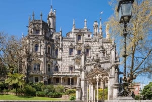 Lisbon: Sintra, Pena, Cascais & Cabo Day Tour With Tickets