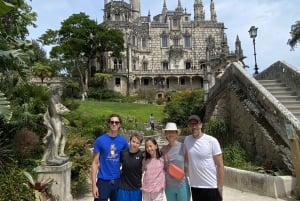 Lisbon: Sintra Tour with Pena Palace and Quinta da Regaleira