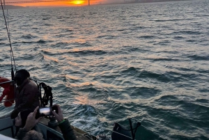 Lisbon: Sailboat Sunset Tour with a Drink