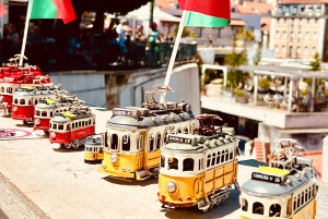 LISBON STORY TOUR BY TUK TUK